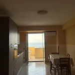 L'alba 아파트